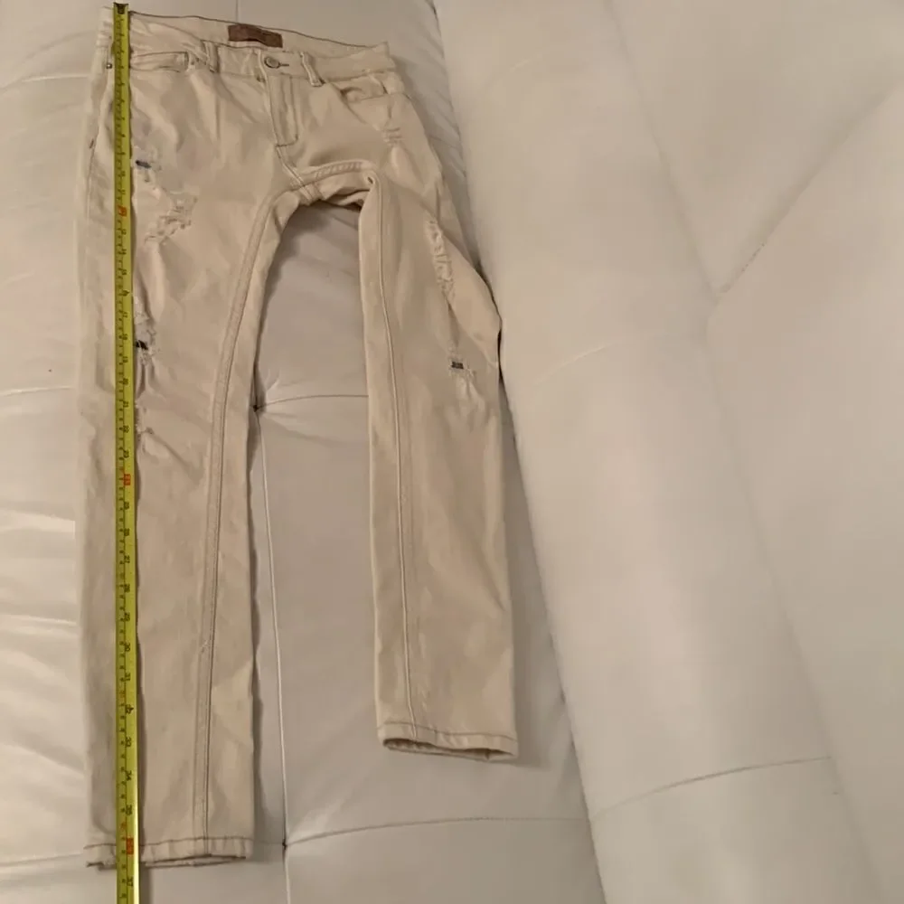 Zara Basic Heritage Skinny Distressed Denim Women’s Jeans Size 4